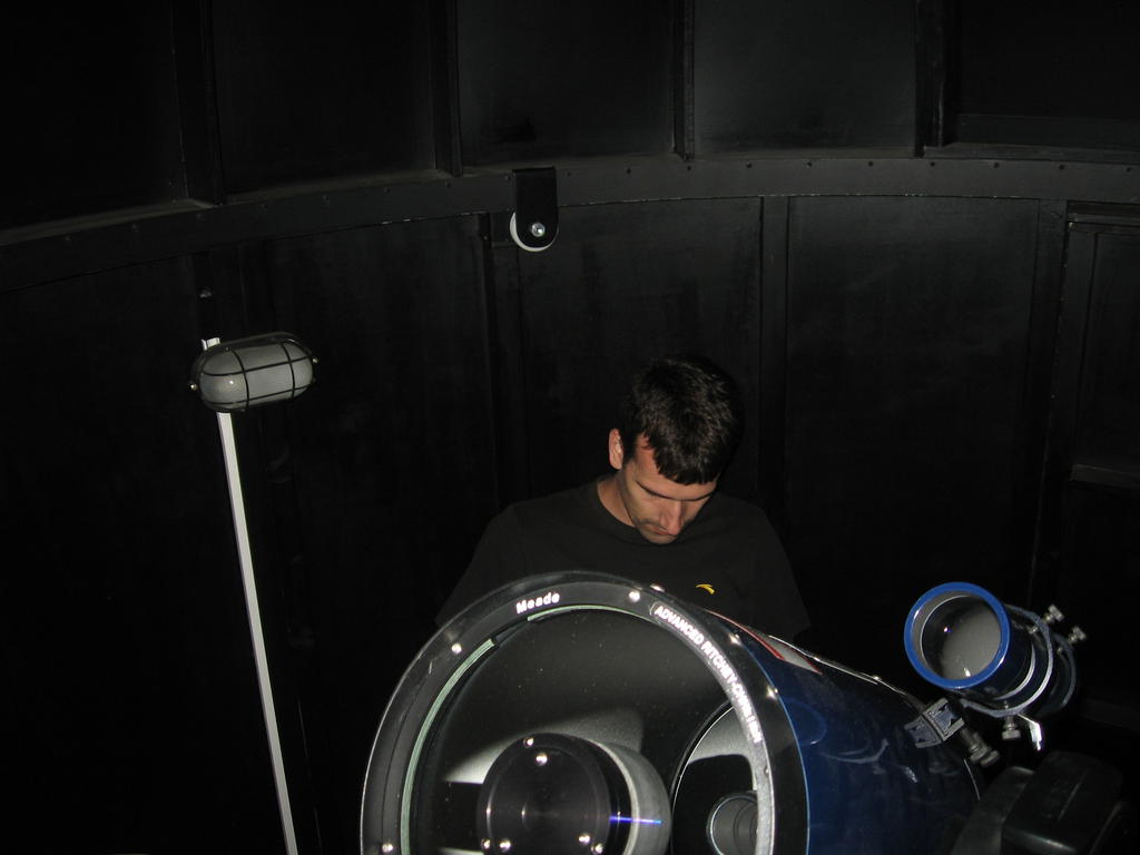M. Milošević testira internet vezu i kontrolu teleskopa preko mobilnog interneta